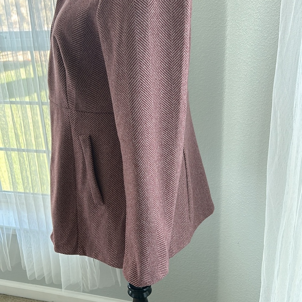 Jacket - Picture 5 of 11